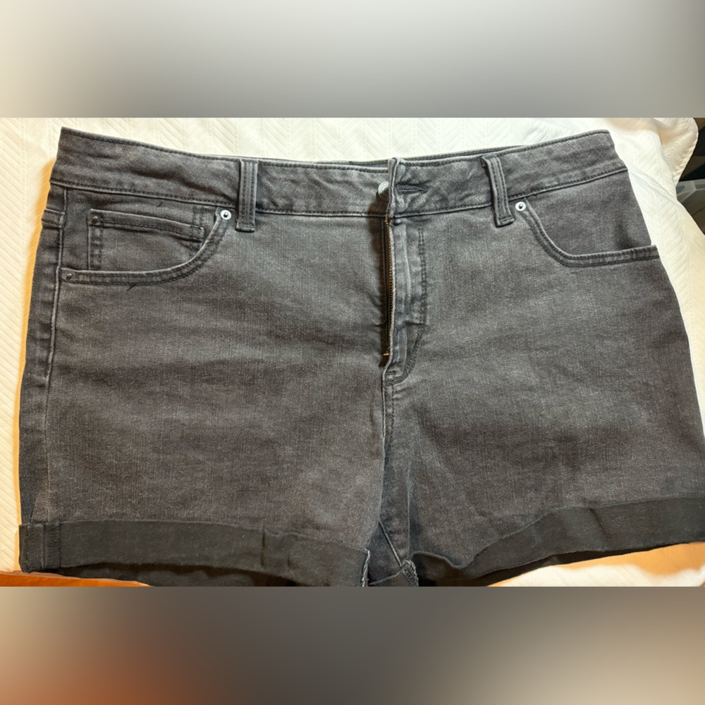 Women’s Black Jean Shorts